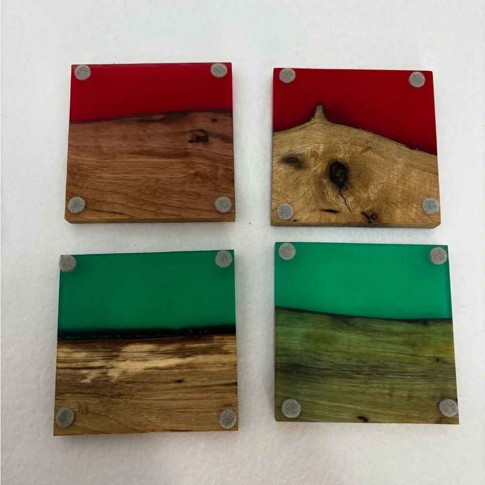 Christmas Resin & Wood Coaster Set of 4 — ‎ Holiday Home Decor Perfect gift